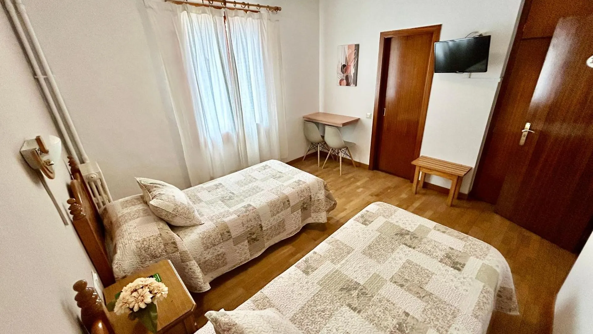 Hostal Estacio Puigcerdà Affittacamere