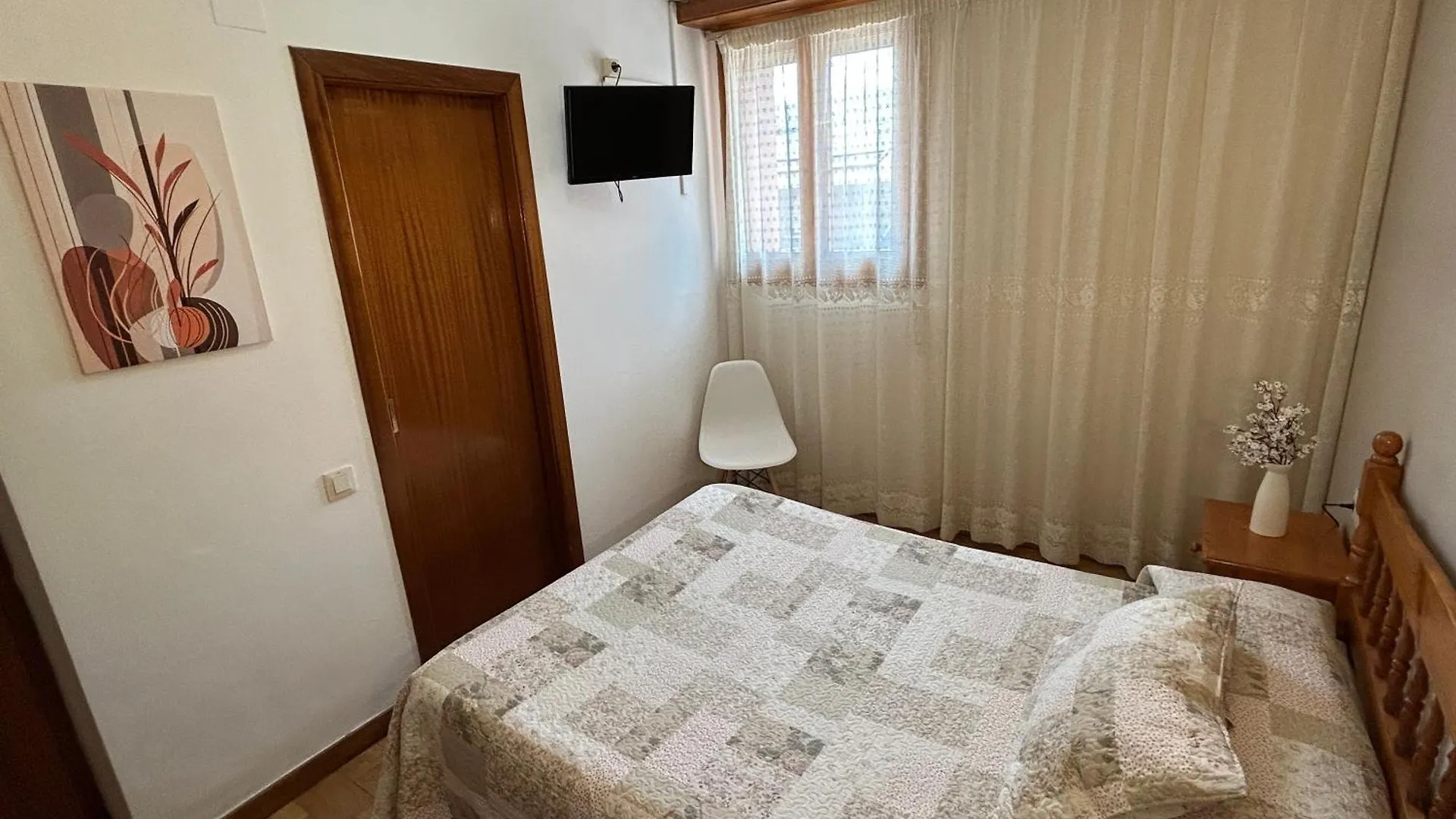 Hostal Estacio Puigcerdà 0*,  Spagna