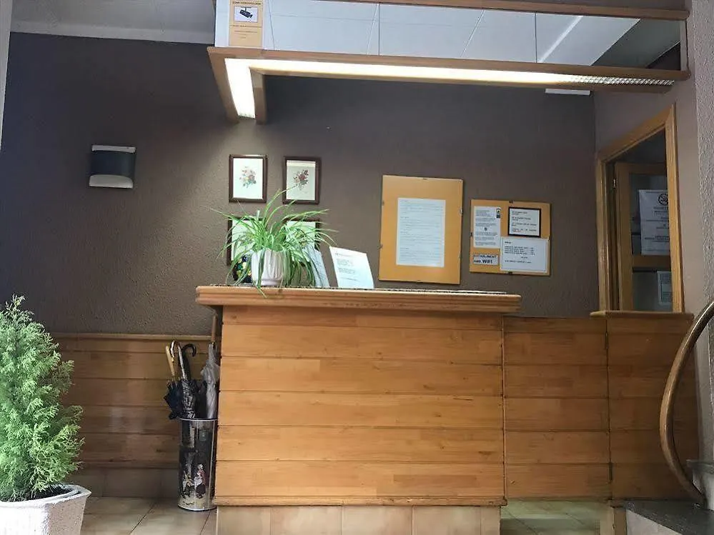 Affittacamere Hostal Estacio Puigcerdà